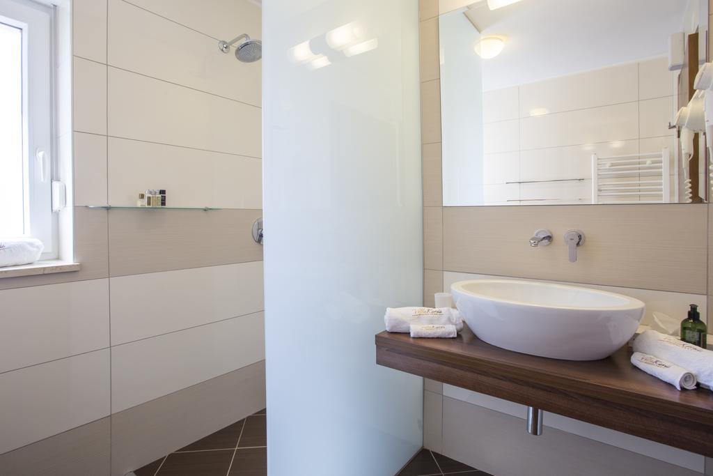 Hotel Karda 4*