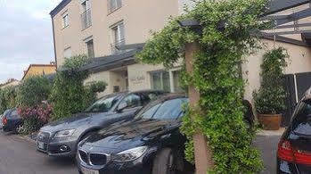 Karda Hotel 4*